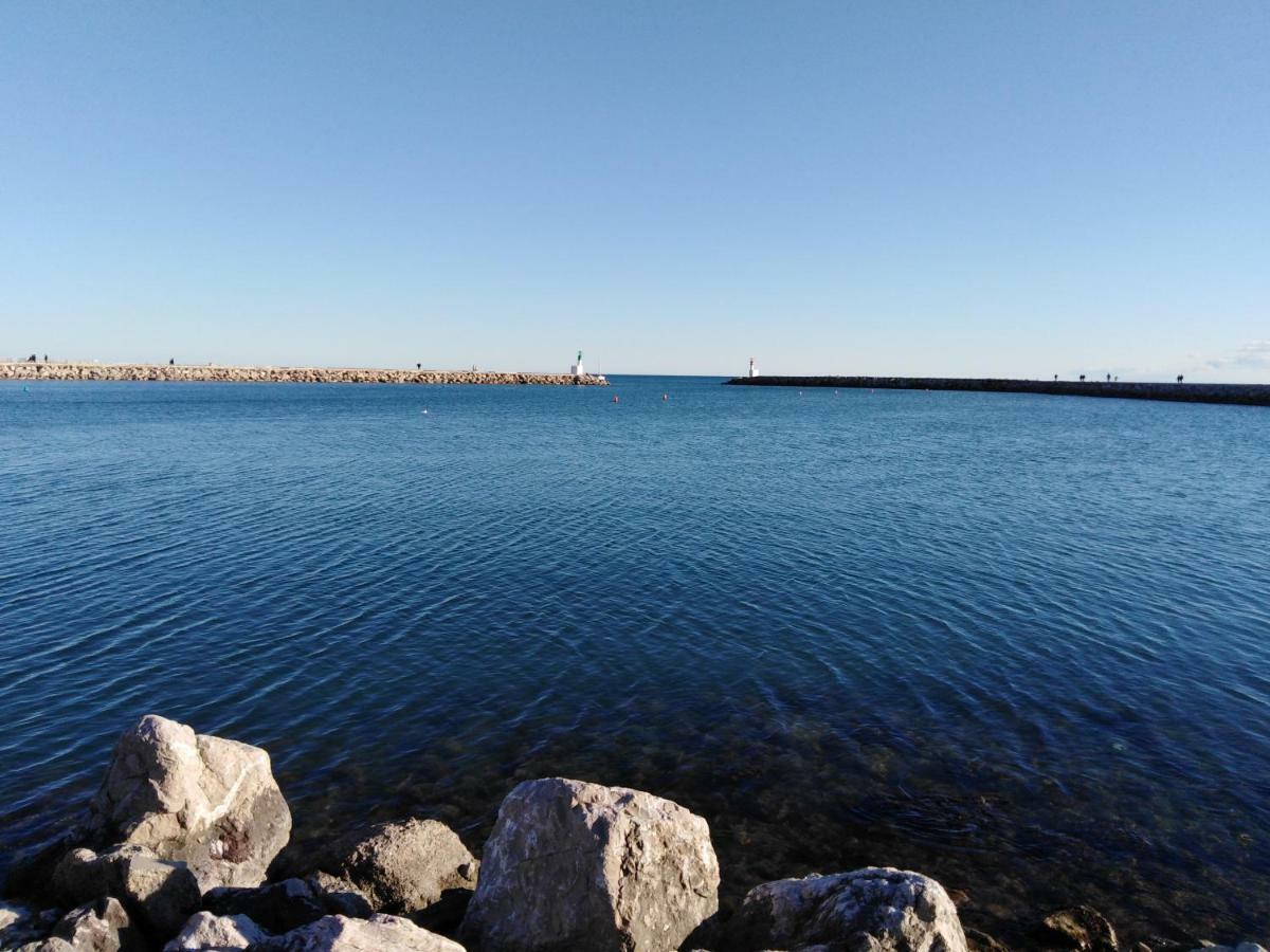 Jolis Studios Vue Sur Mer Port, Etangs Et Canaux Residence Rivercity Карнон-Плаж Экстерьер фото